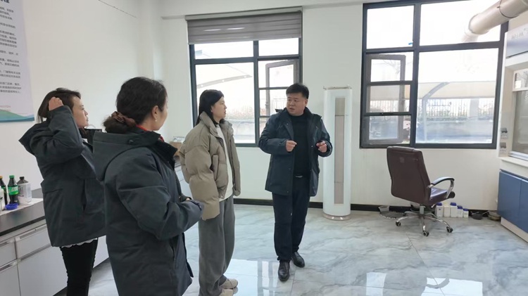 龙腾之路实验室